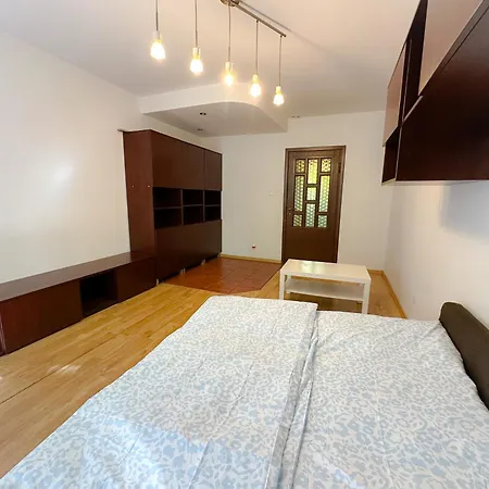 Apartament *