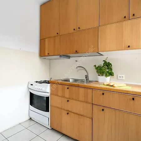 Apartament *